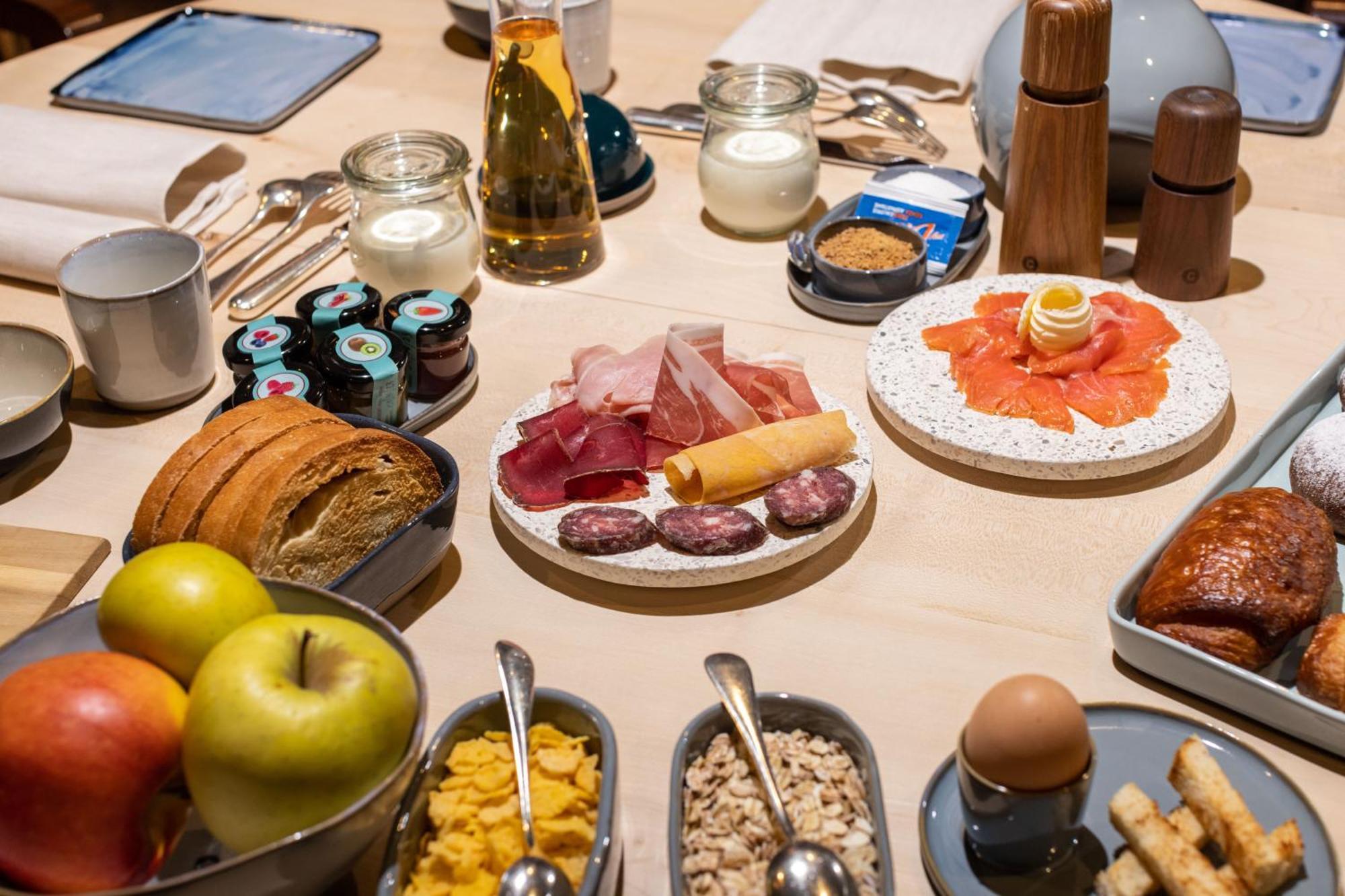 Cafe Quinson Relais De Charme 호텔 모르겍스 외부 사진